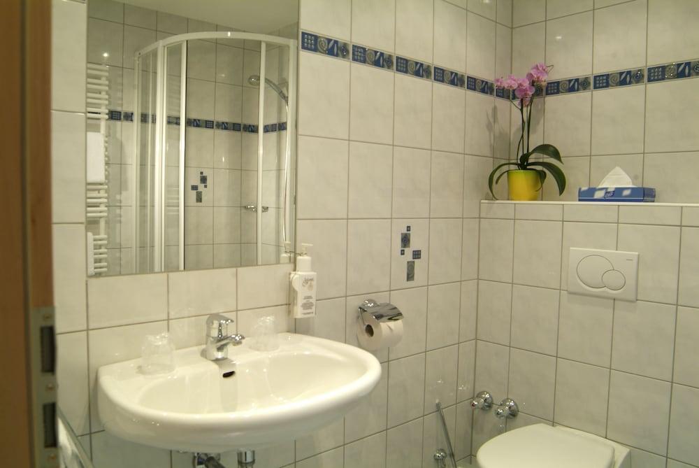 Boutique Erb München Parsdorf 3* Vaterstetten